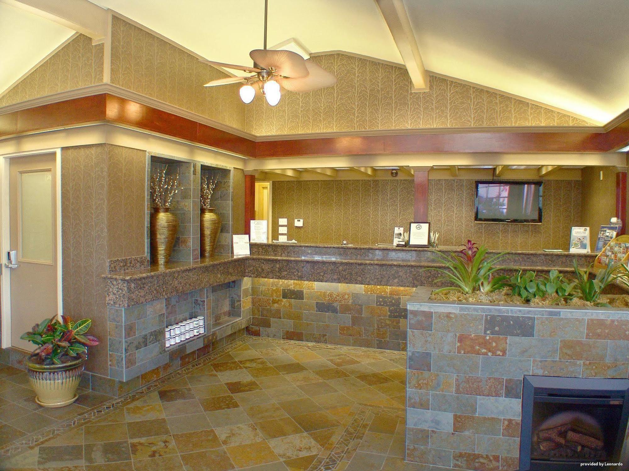 Best Western Garden Villa Inn Роузберг Интерьер фото